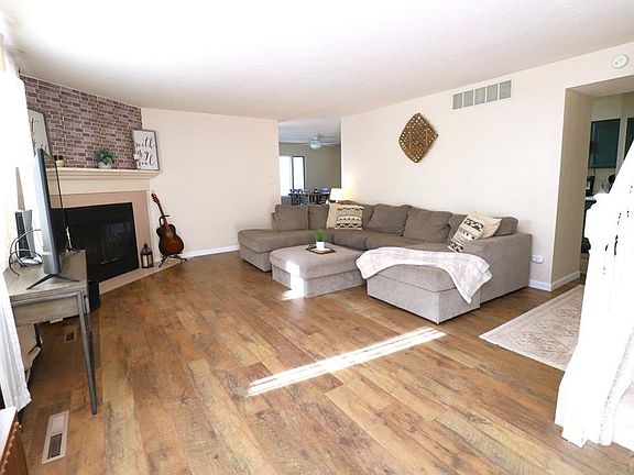5th image of 134 Douglas Ln