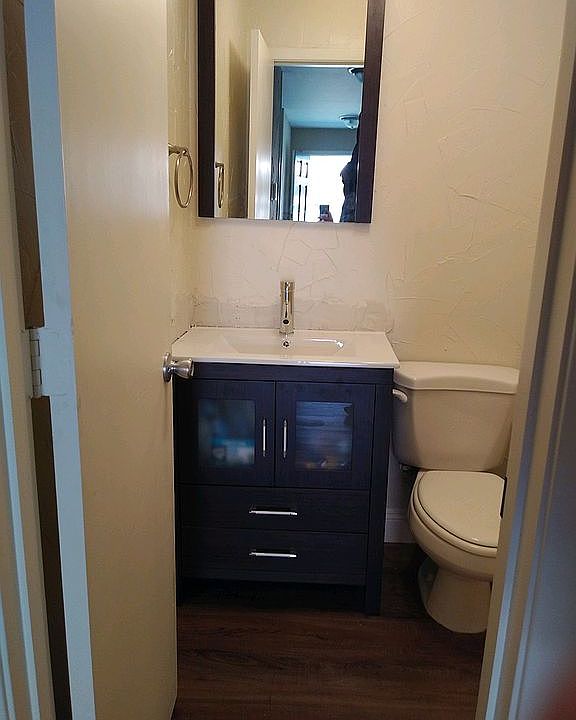 1st image of 10622 Pagewood Dr