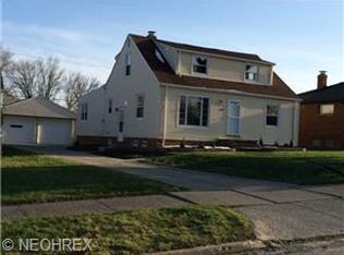 3483 Hilltop Dr, Parma, OH