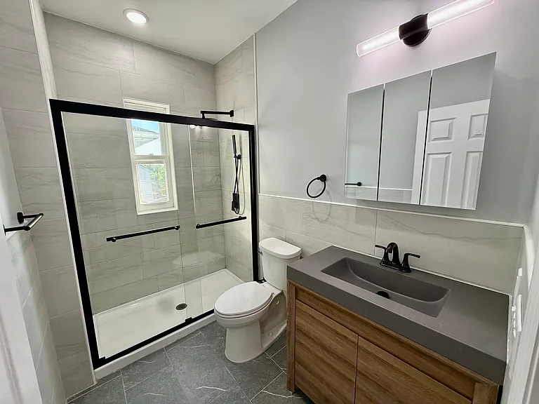 13 Roosevelt Ave #A — Photo 29