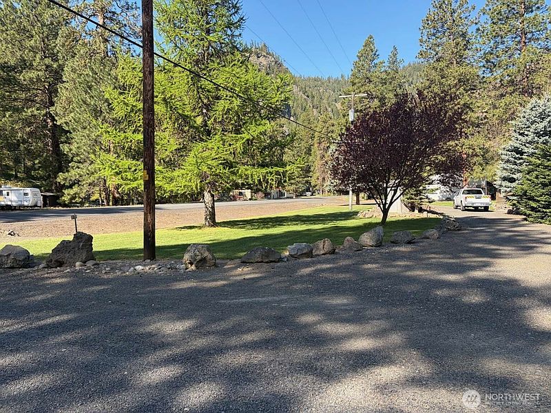5th image of 15551 State Route 410