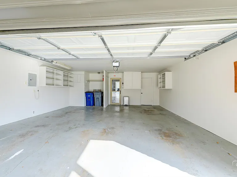 10007 Dale Crest Dr — Photo 40