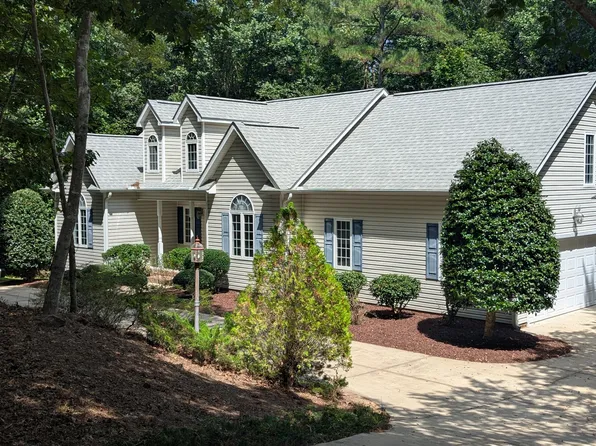 270 Lumberjack Ln, Louisburg, NC 27549