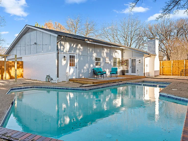 2127 Wheaton Dr — Photo 15