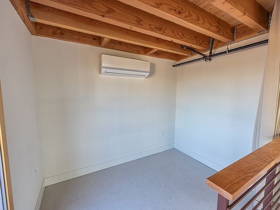 3rd image of 3586 Adams Ave #14