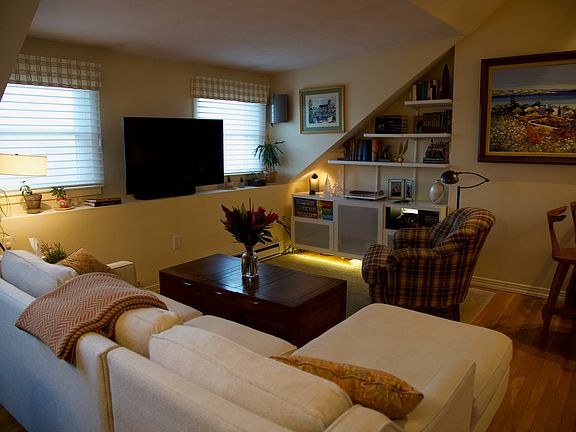 2nd image of 7 Dwight St APT 5