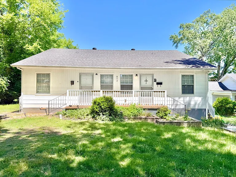 857 Greenwood Ave — Photo 1