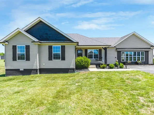 62 Bluegrass Dr, Smiths Grove, KY 42171