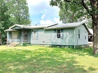 2004 Alice St, Poplar Bluff, MO 63901