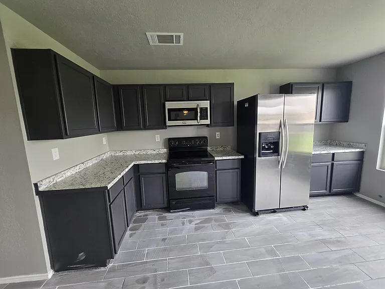 5702 Marietta Dr — Photo 4