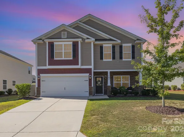 197 Crimson Queen Dr, Blythewood, SC 29016