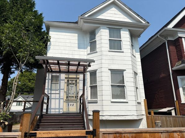 4 bedroom rental in Vancouver in Vancouver