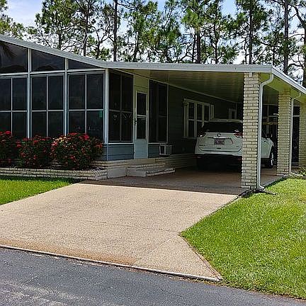 RIVER ROCK DRIVEWAY