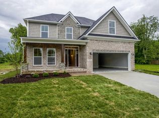 118 Big Sky Dr, Stamping Ground, KY 40379