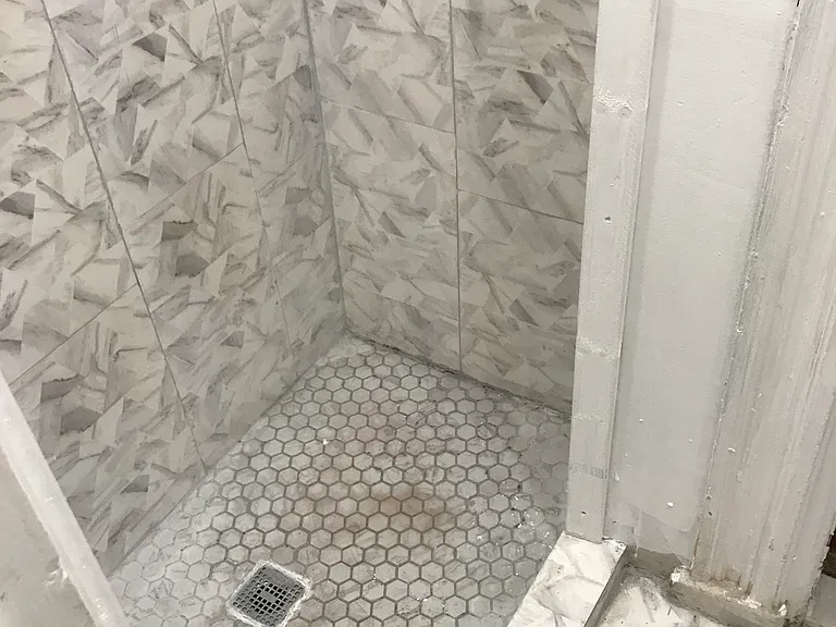 20 Duncan Ave — Photo 10