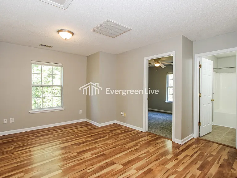 105 Wingspan Way — Photo 5