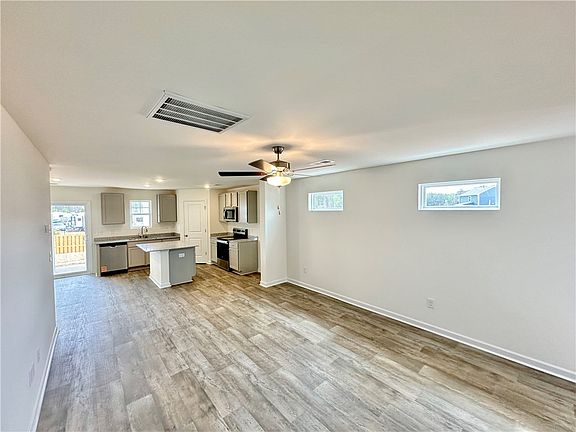 Picture is from similar Palomino plan