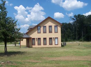 2914 W 16th St, Hope, AR 71801