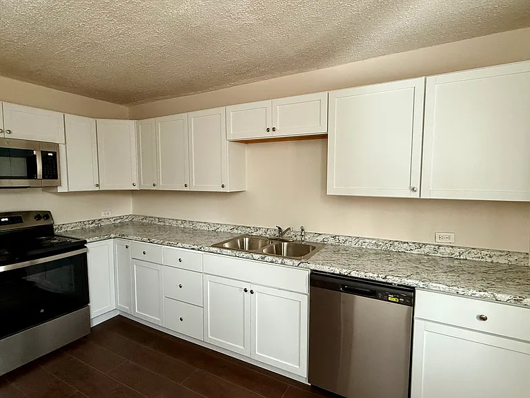 3517 Hudson Ave — Photo 7