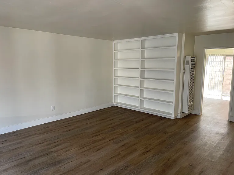 2242 S Loara St #1 — Photo 1