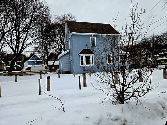 3rd image of 1015 N Goodman St