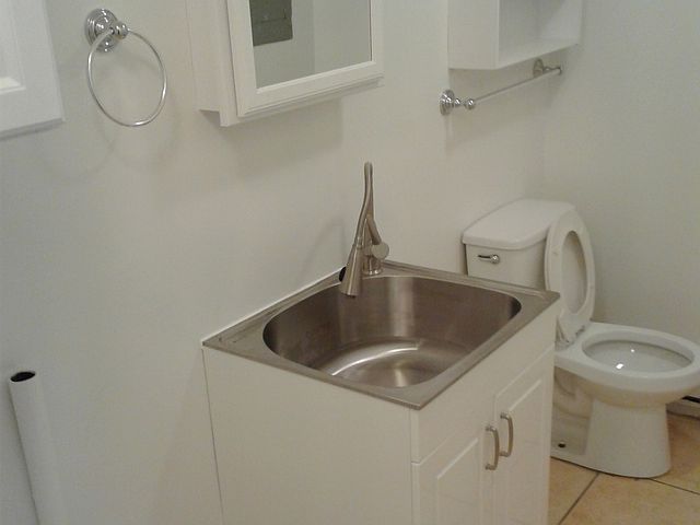 1st image of 2831 Collins Dr #2831