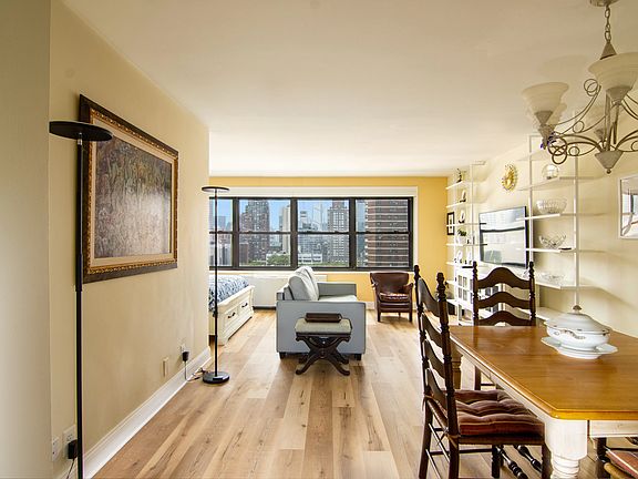 3rd image of 142 W End Ave APT 19S