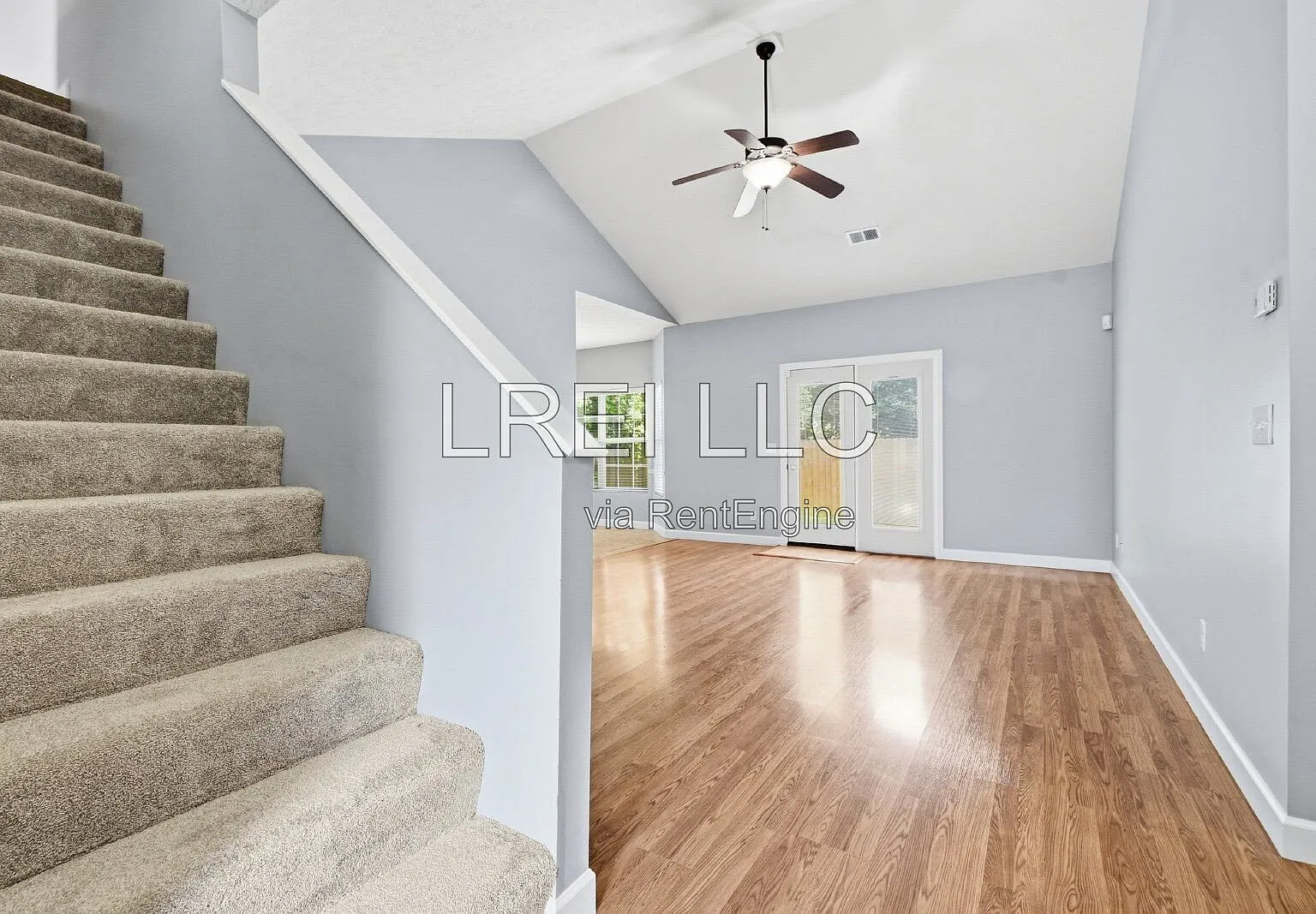 3 bed, 2.0 bath, 1650 sqft, $1,950 — Photo 2