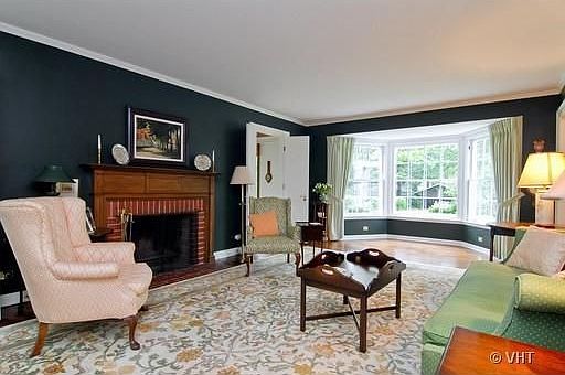 5th image of 345 E Sheridan Pl