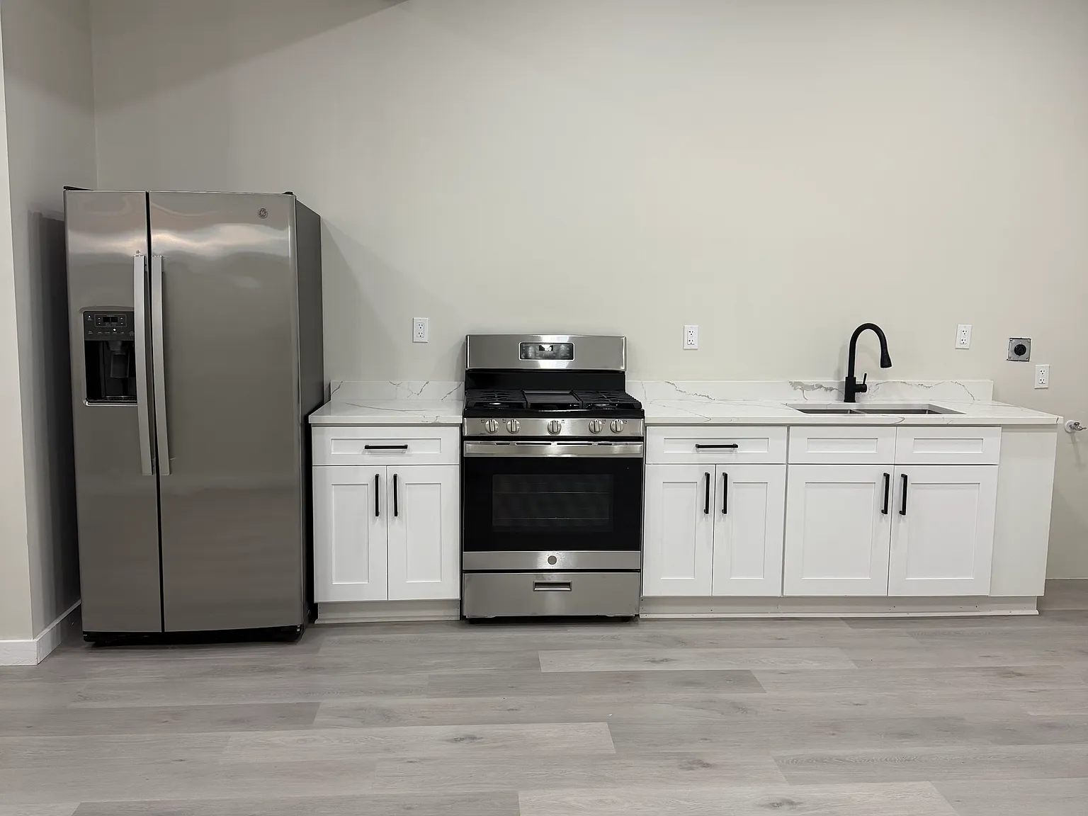 1 bed, 1.5 bath, 750 sqft, $1,350 — Photo 4