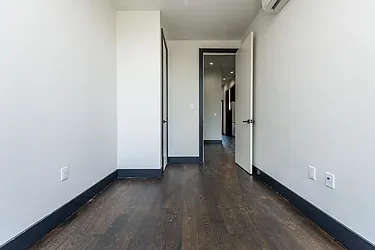 Rented by Rennit Inc.