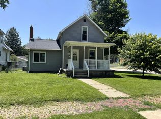 411 16th Ave, Sterling, IL 61081