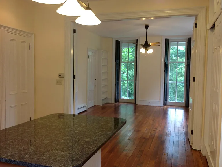 275 Mill Ln #4 — Photo 2