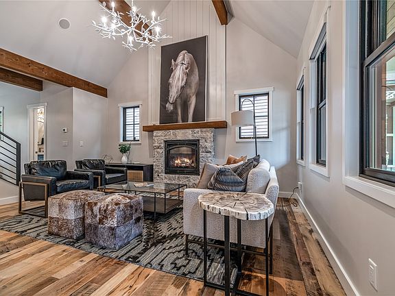 2nd image of 208 N Ridge St