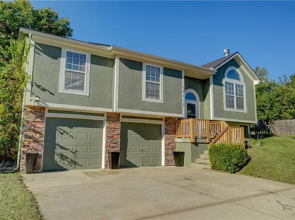 19313 E 14th St N, Independence, MO 64056