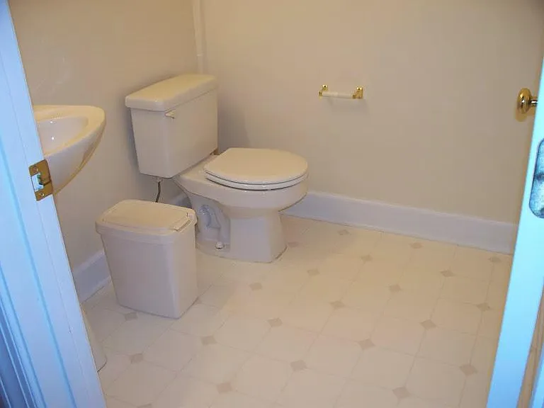 2005 Templeton Gap Dr — Photo 11