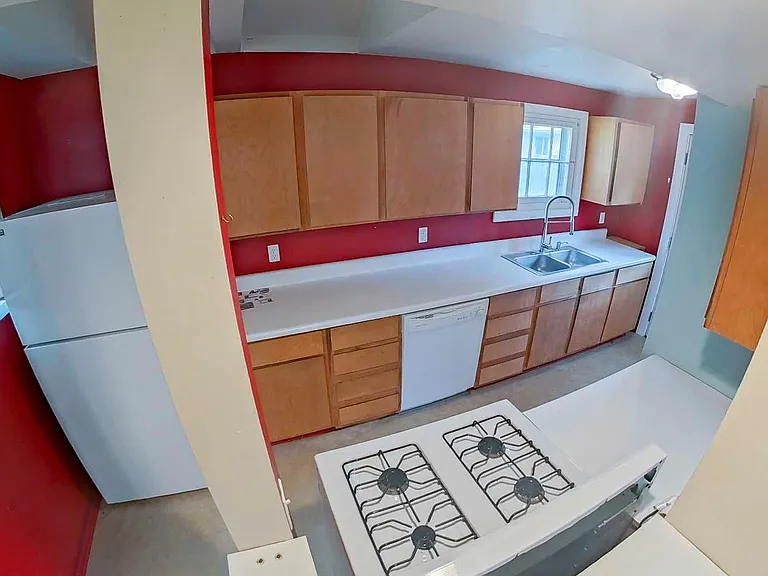 522 Colorado St — Photo 2