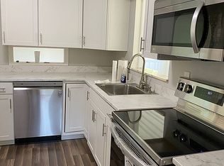 1247 Slate Run Rd, New Albany, IN 47150