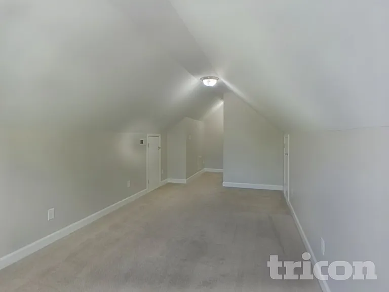 4407 Gladwood Ln — Photo 17