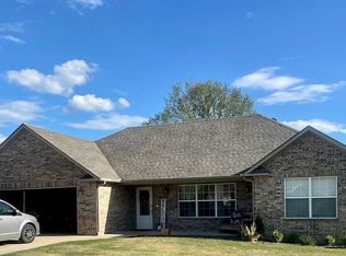 506 Howard Loop, Grove, OK 74344