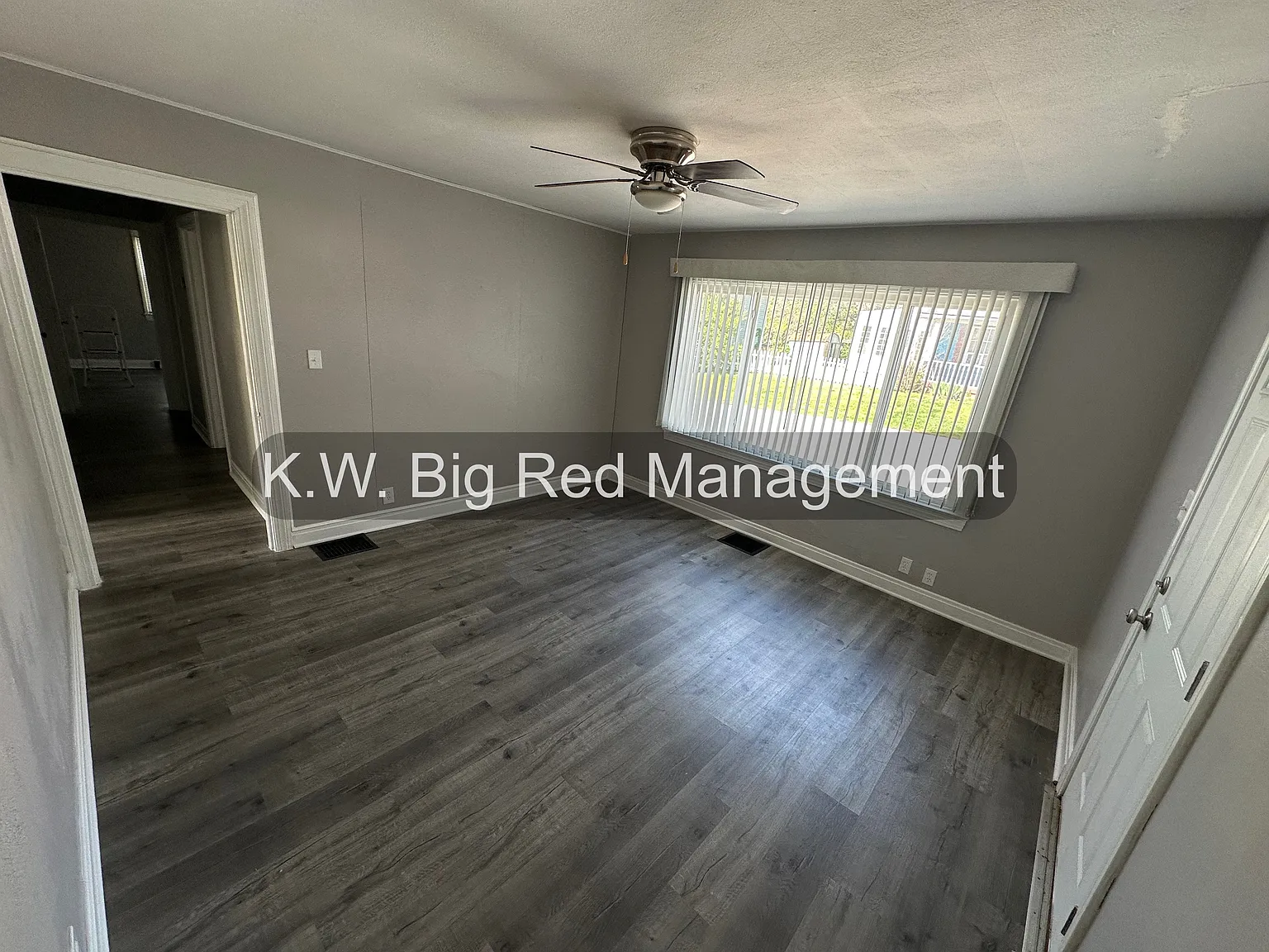 3 bed, 950 sqft, $1,250 — Photo 4