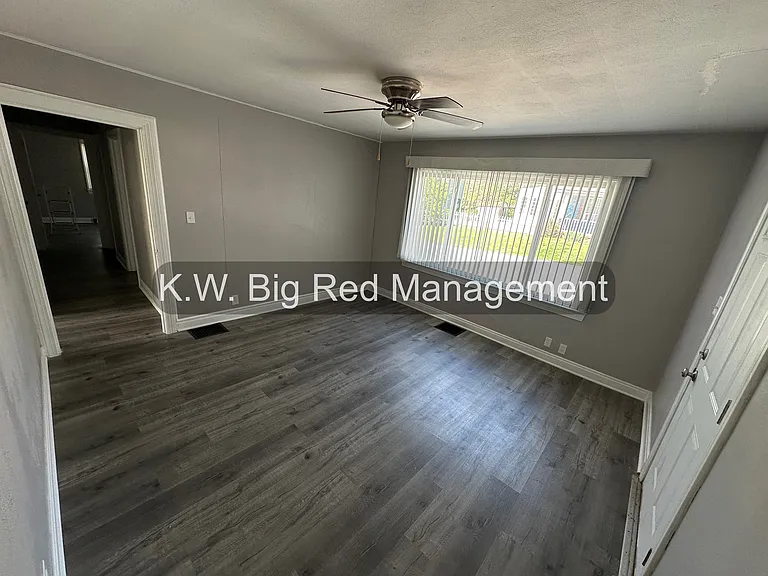 929 N Randolph Ave #2 — Photo 4
