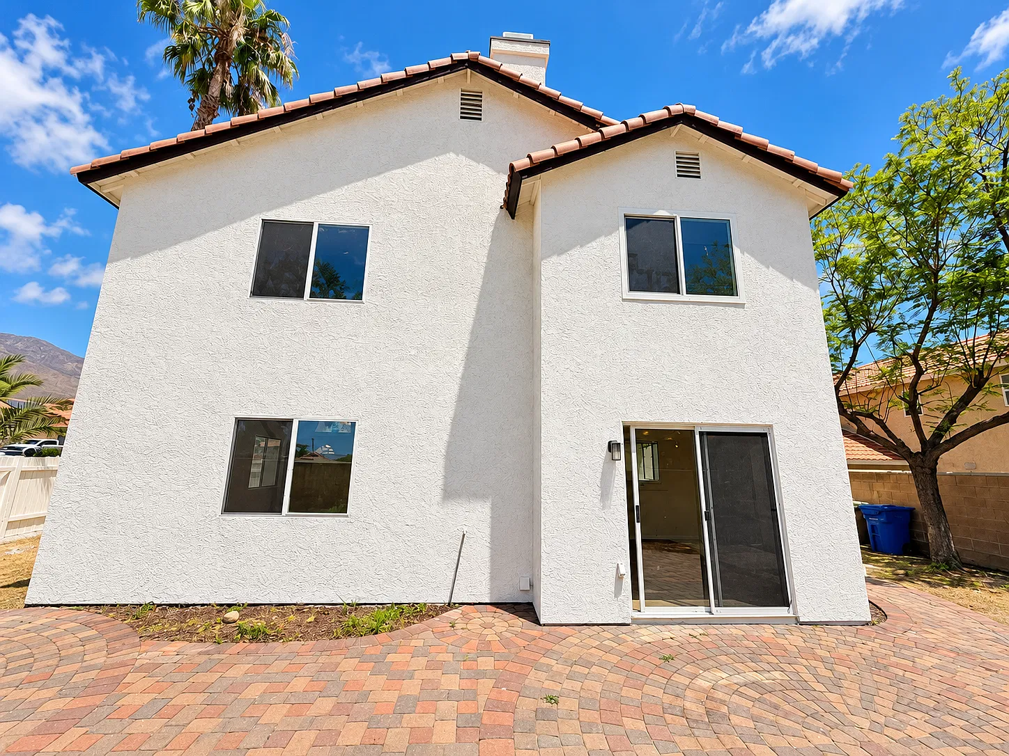 4 bed, 2.5 bath, 1609 sqft, $3,600 — Photo 3