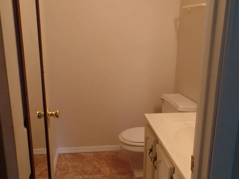 2007 Sumac Dr — Photo 14