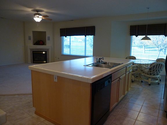 5th image of 1304 W Canyon Lakes Dr