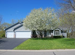 4627 Manor Dr, Eagan, MN 55123