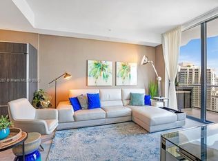 45 SW 9th St APT 4204, Miami, FL 33130