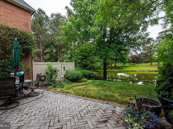 4th image of 28839 Jasper Ln
