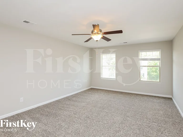 2102 Massey Ln — Photo 10