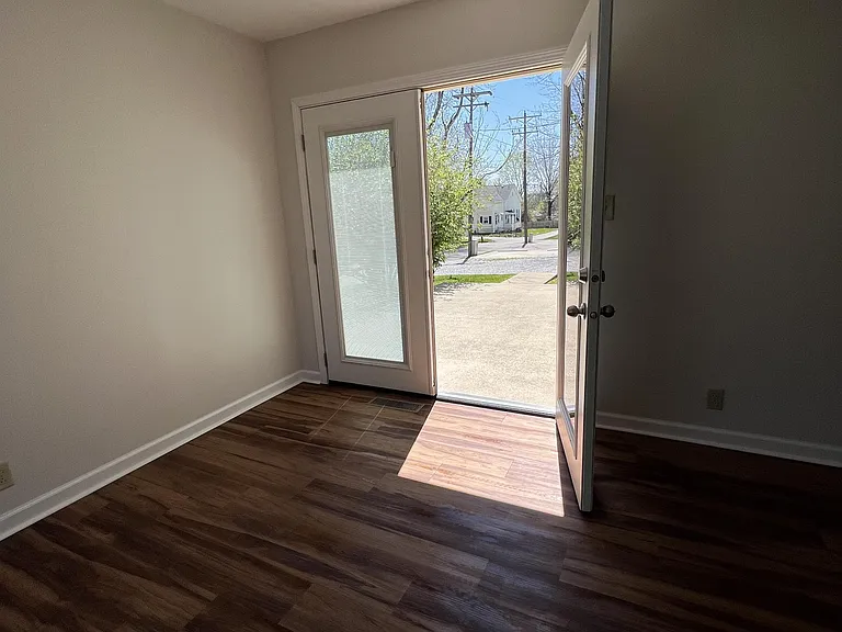 17 E Blaine St — Photo 16